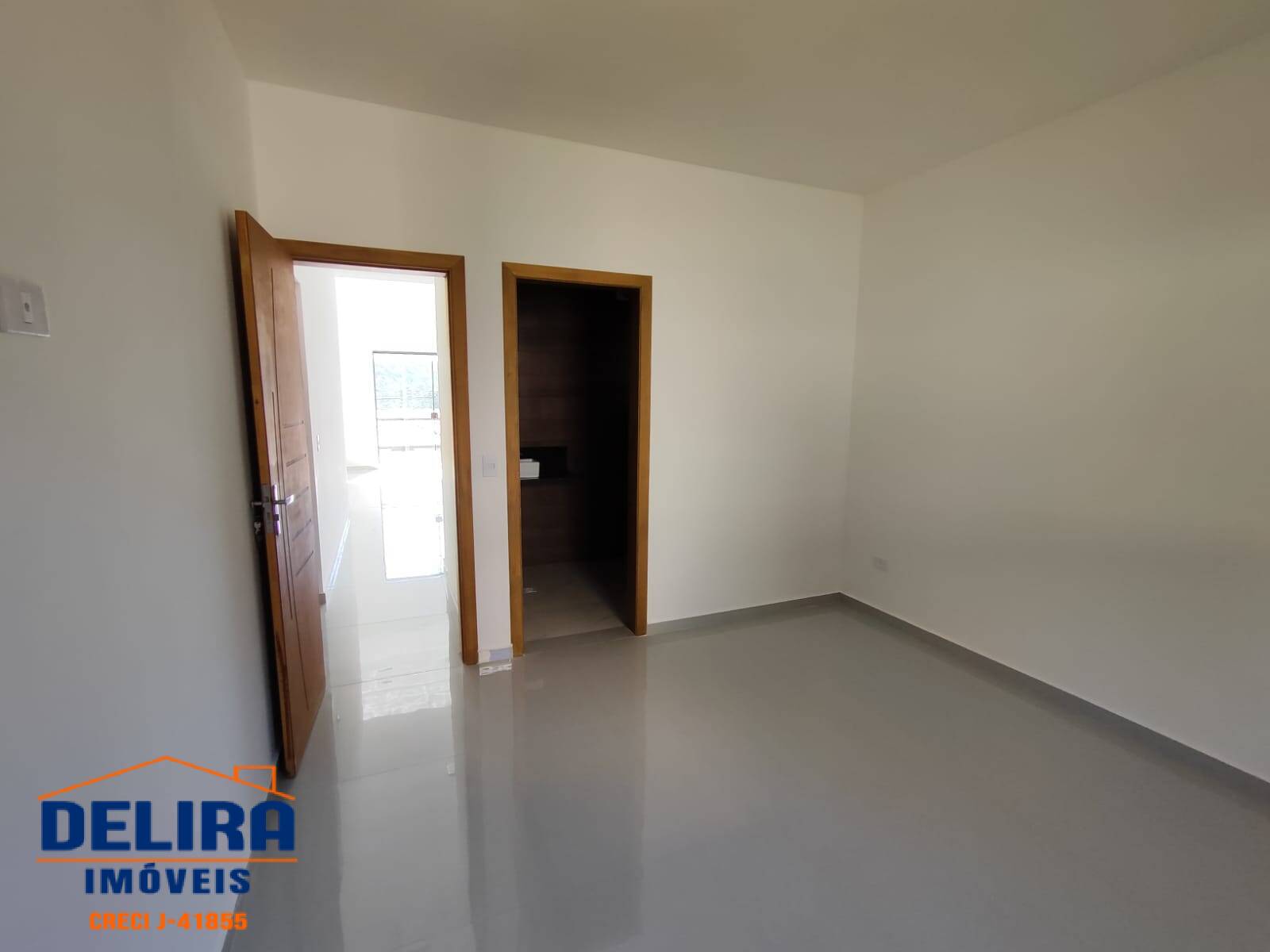 Casa à venda com 3 quartos, 92m² - Foto 14