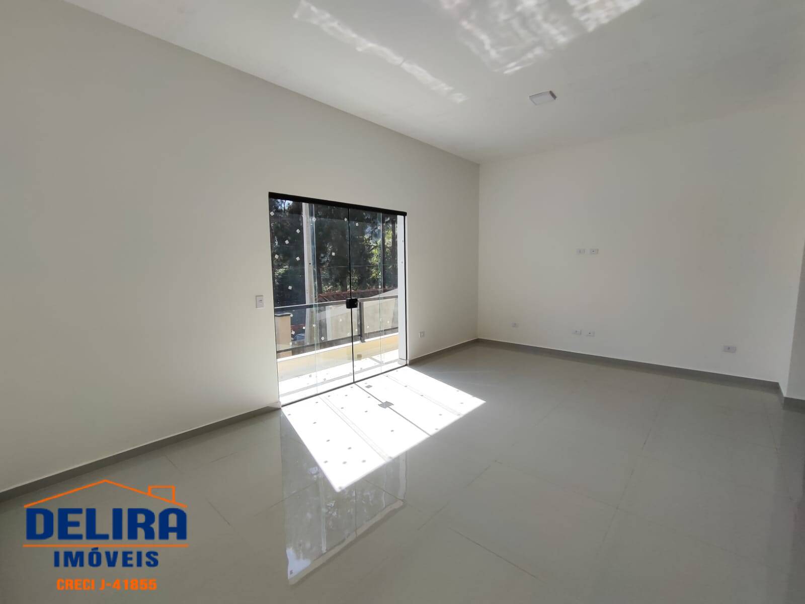 Casa à venda com 3 quartos, 92m² - Foto 8