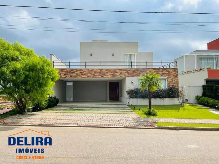 Casa à venda com 4 quartos, 333m² - Foto 2