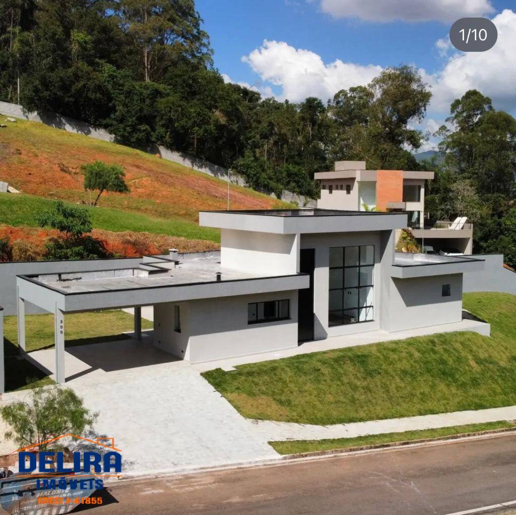 Casa à venda com 3 quartos, 160m² - Foto 1