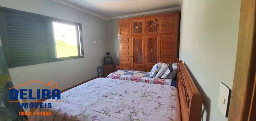 Casa à venda com 4 quartos, 400m² - Foto 9