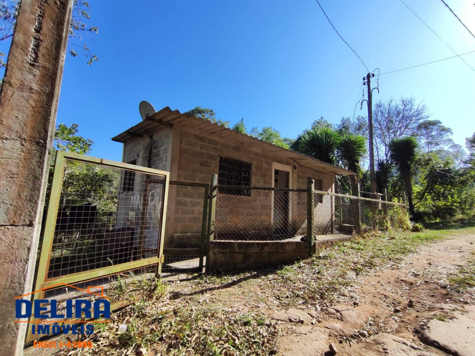 Fazenda à venda com 2 quartos, 40m² - Foto 2