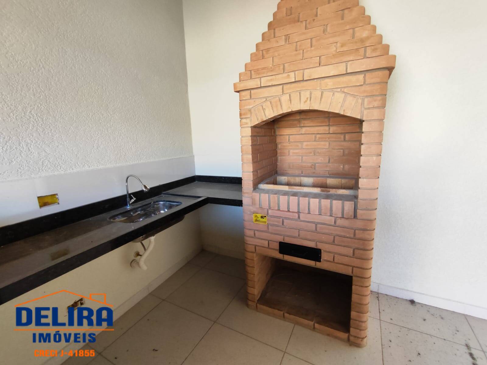 Casa à venda com 2 quartos, 85m² - Foto 14