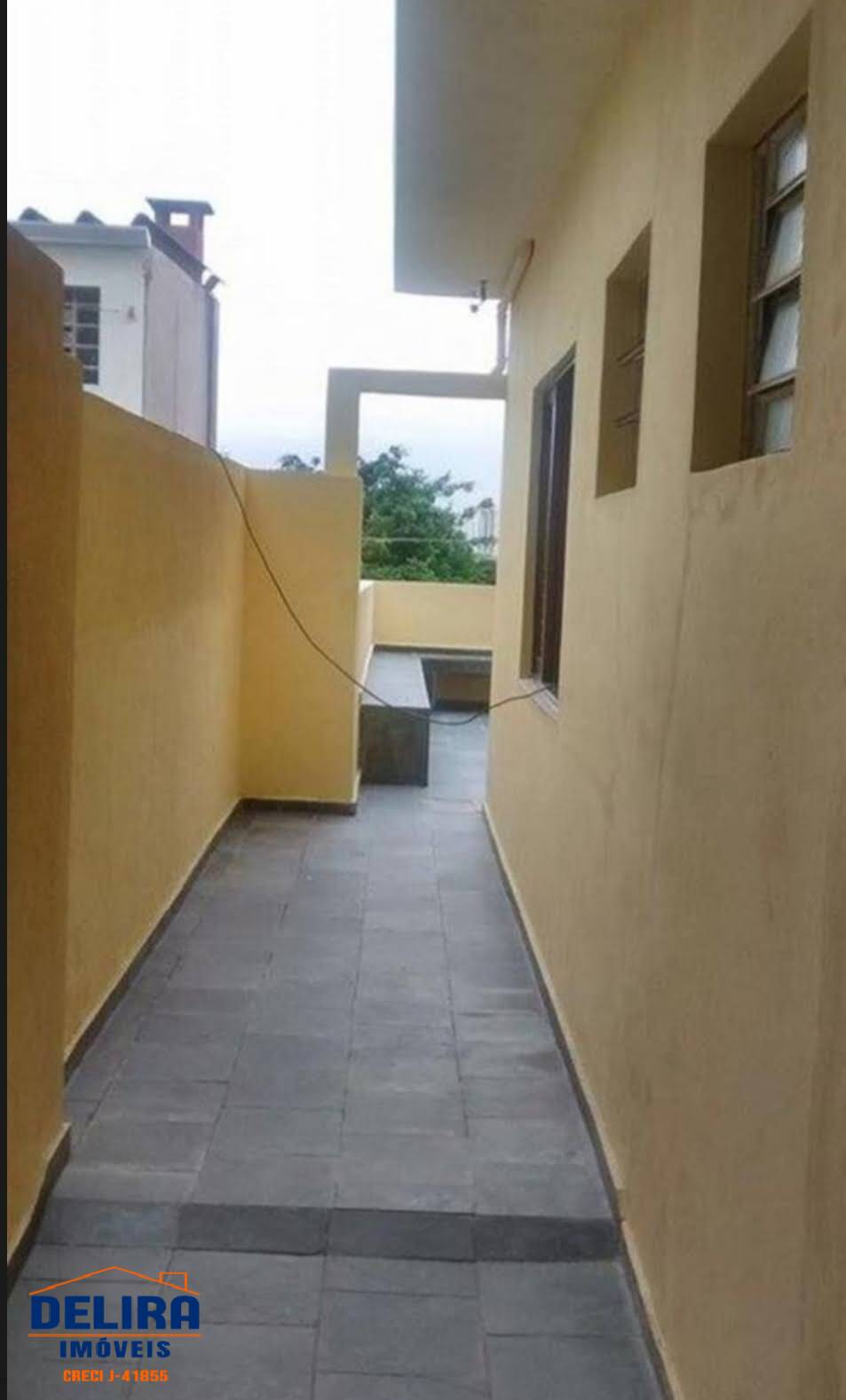 Casa à venda com 7 quartos, 600m² - Foto 3