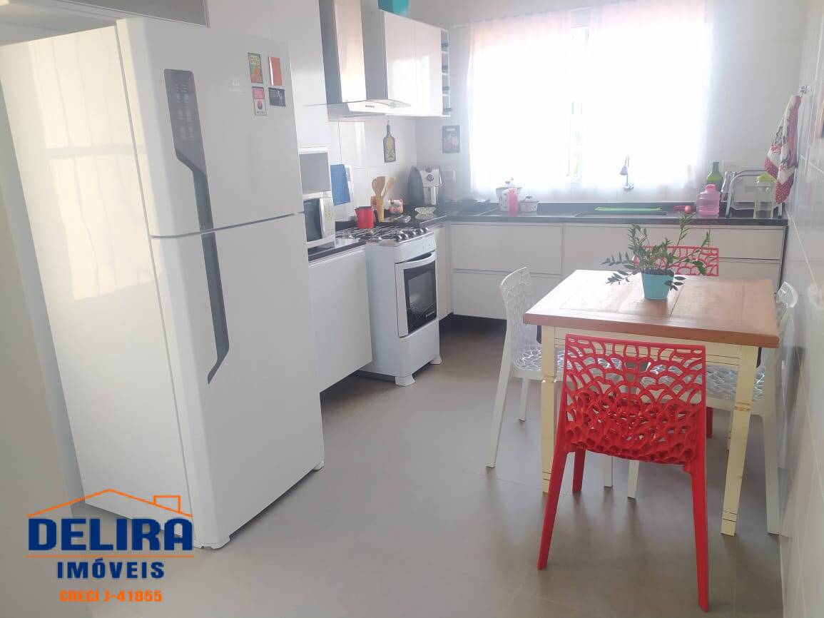 Casa à venda com 7 quartos, 600m² - Foto 12