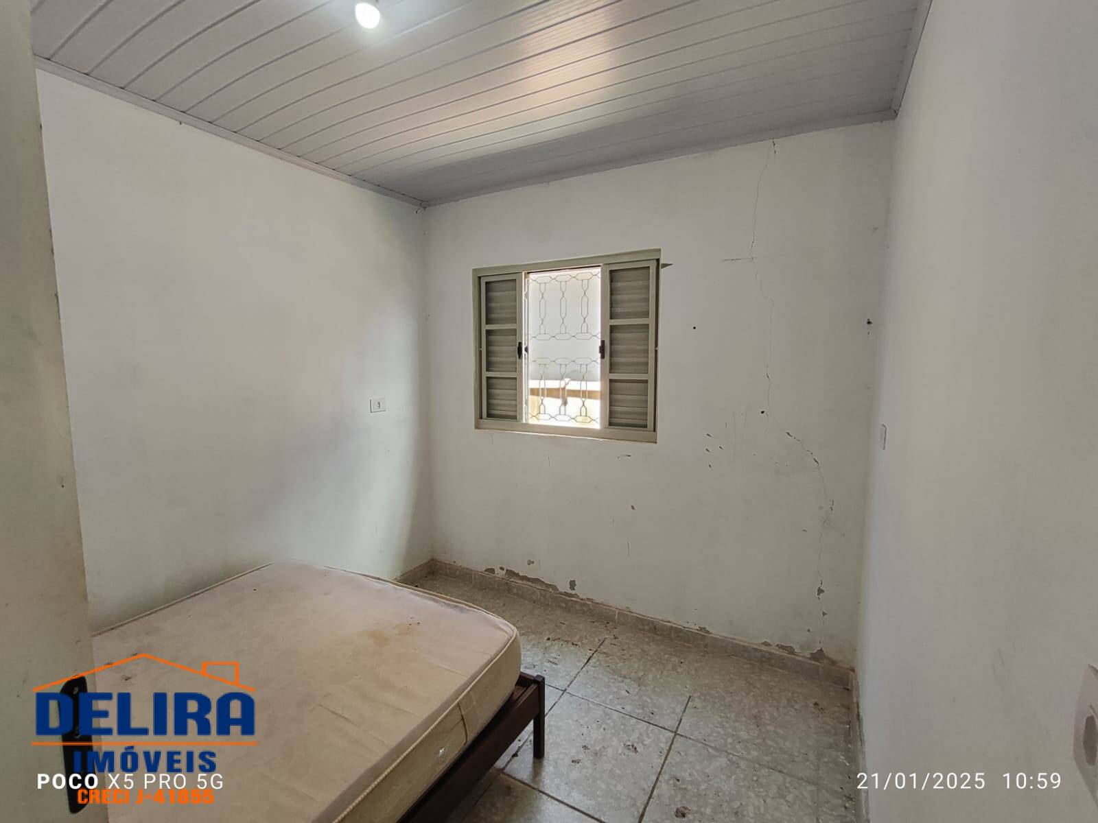 Casa à venda com 3 quartos, 90m² - Foto 18