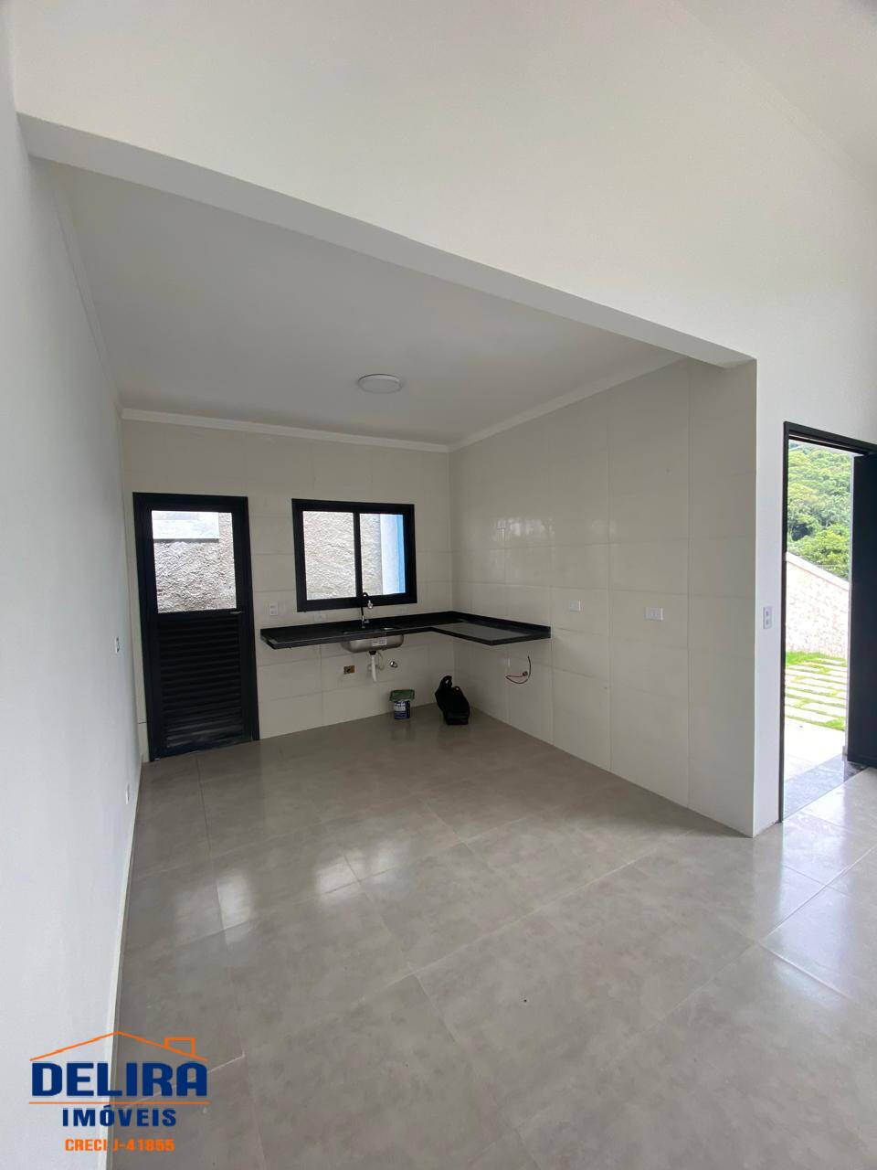 Casa à venda com 3 quartos, 115m² - Foto 8